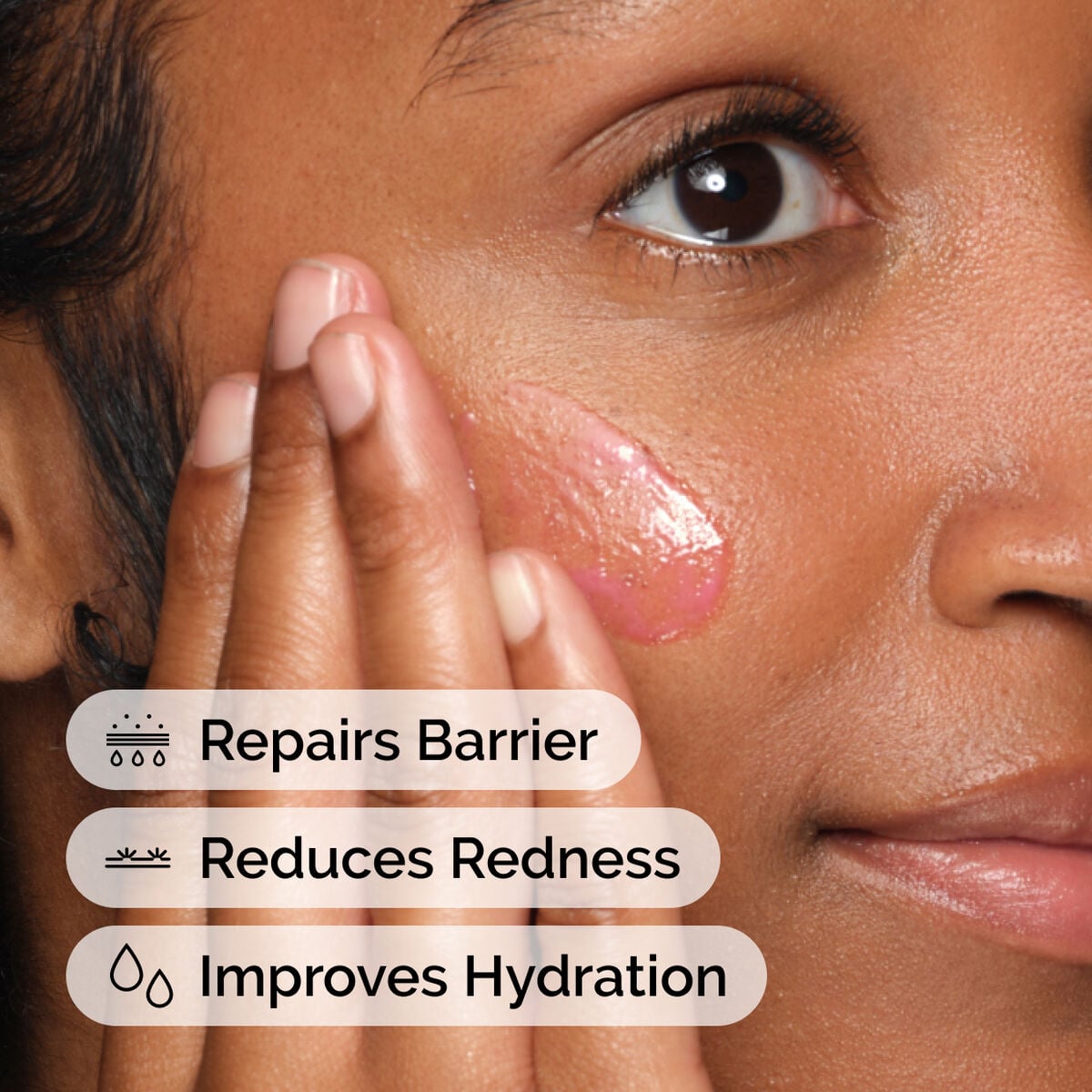 soothing-and-barrier-support-serum-g2 ord-soothing-barrier-support-serum-model-application-with-benefits.jpg