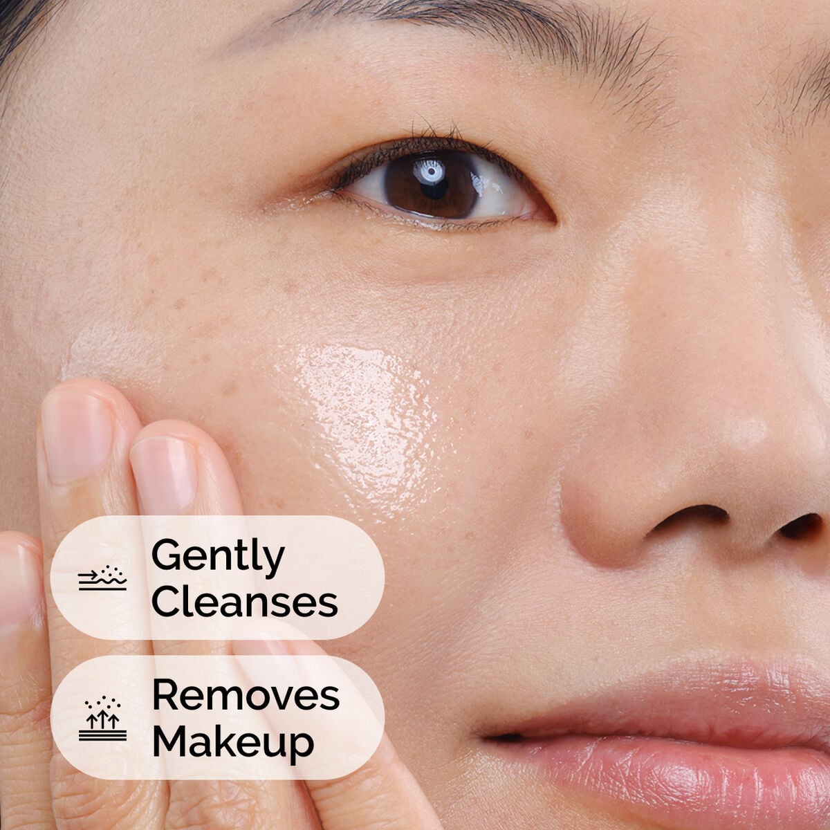 squalane-cleanser-g5 ord-squalane-cleanser-model-application-with-benefits.jpg